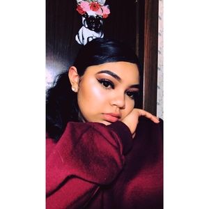 Meet your Posher, Maggie